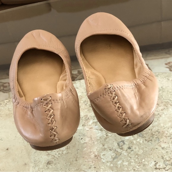 Lucky Brand, Women’s 9, Emmie, Soft Leather, Beige Ballerina Slip Ons, GUC - Picture 2 of 11